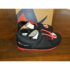 Champion ~ University II ~ Black Scarlet‎ Red  Slippers CP100758Y Size 6Y~NEW~